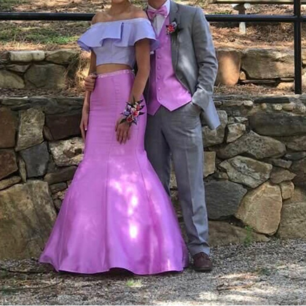 Prom/pageant/formal - Picture 4 of 4